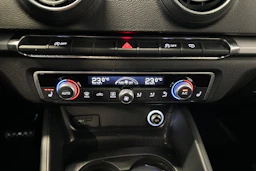 hopea Audi A3 2019 kuva 20.