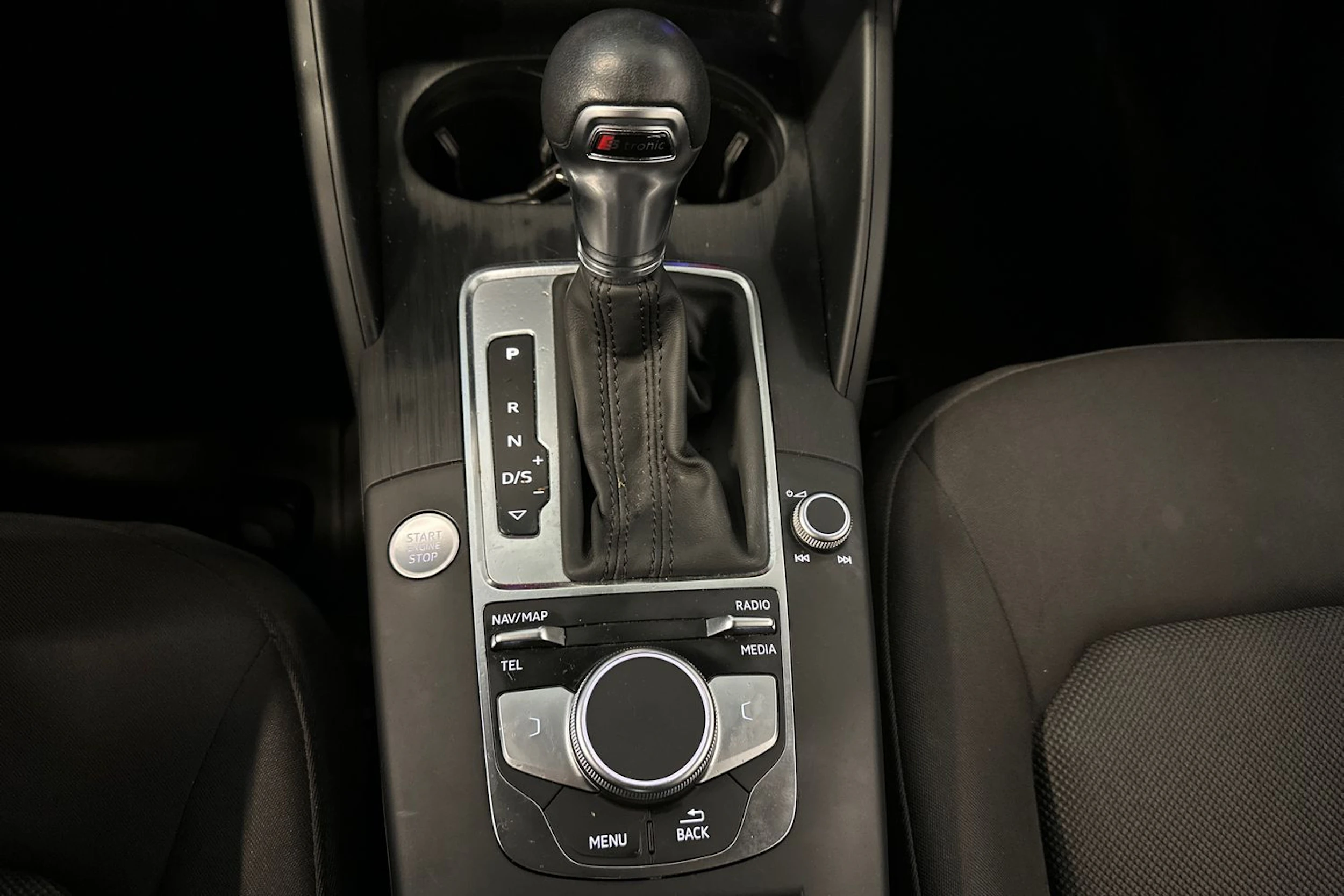 hopea Audi A3 2019 kuva 21.