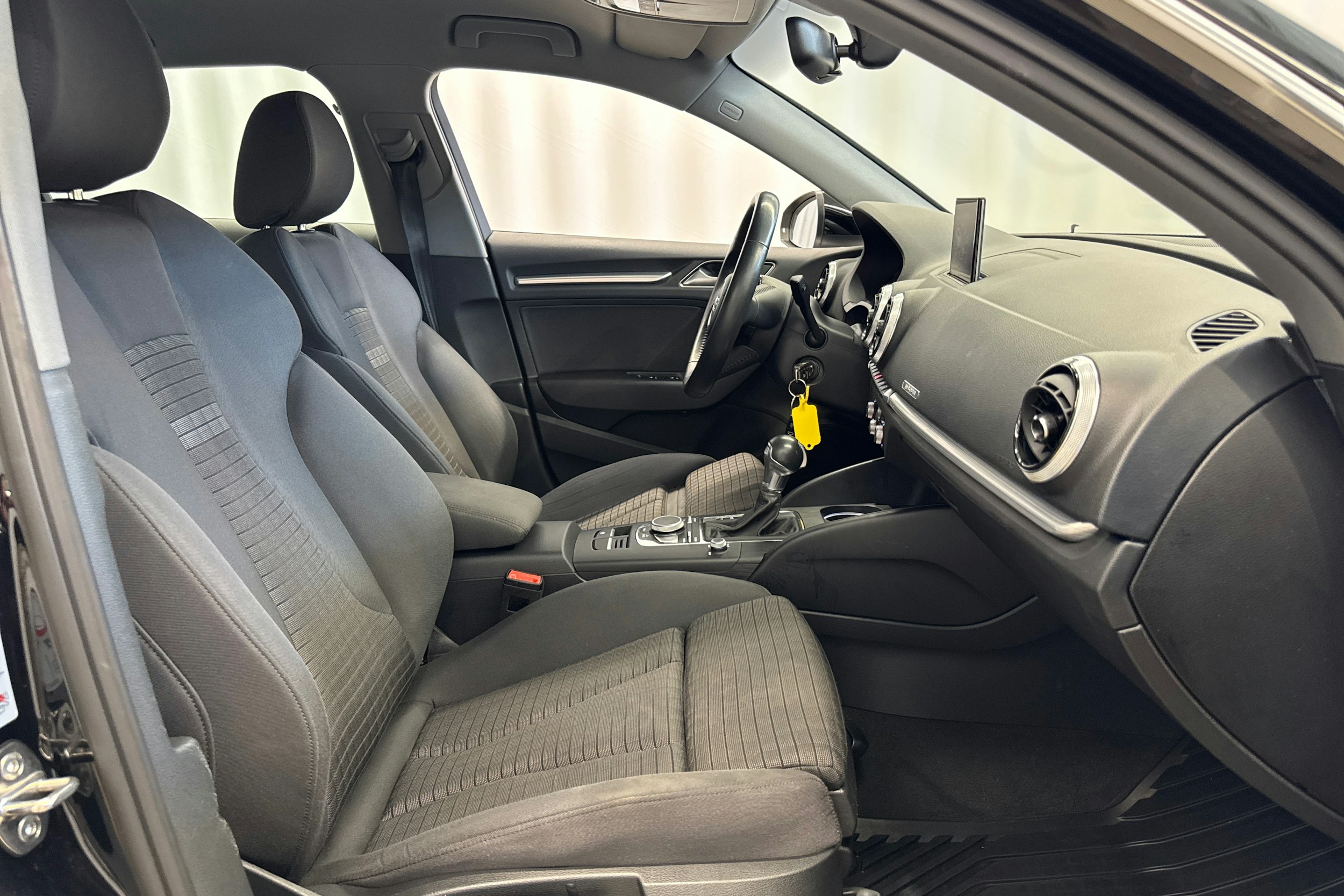 musta Audi A3 2019 kuva 13.
