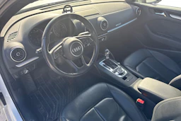 valkoinen Audi A3 2019 kuva 3.