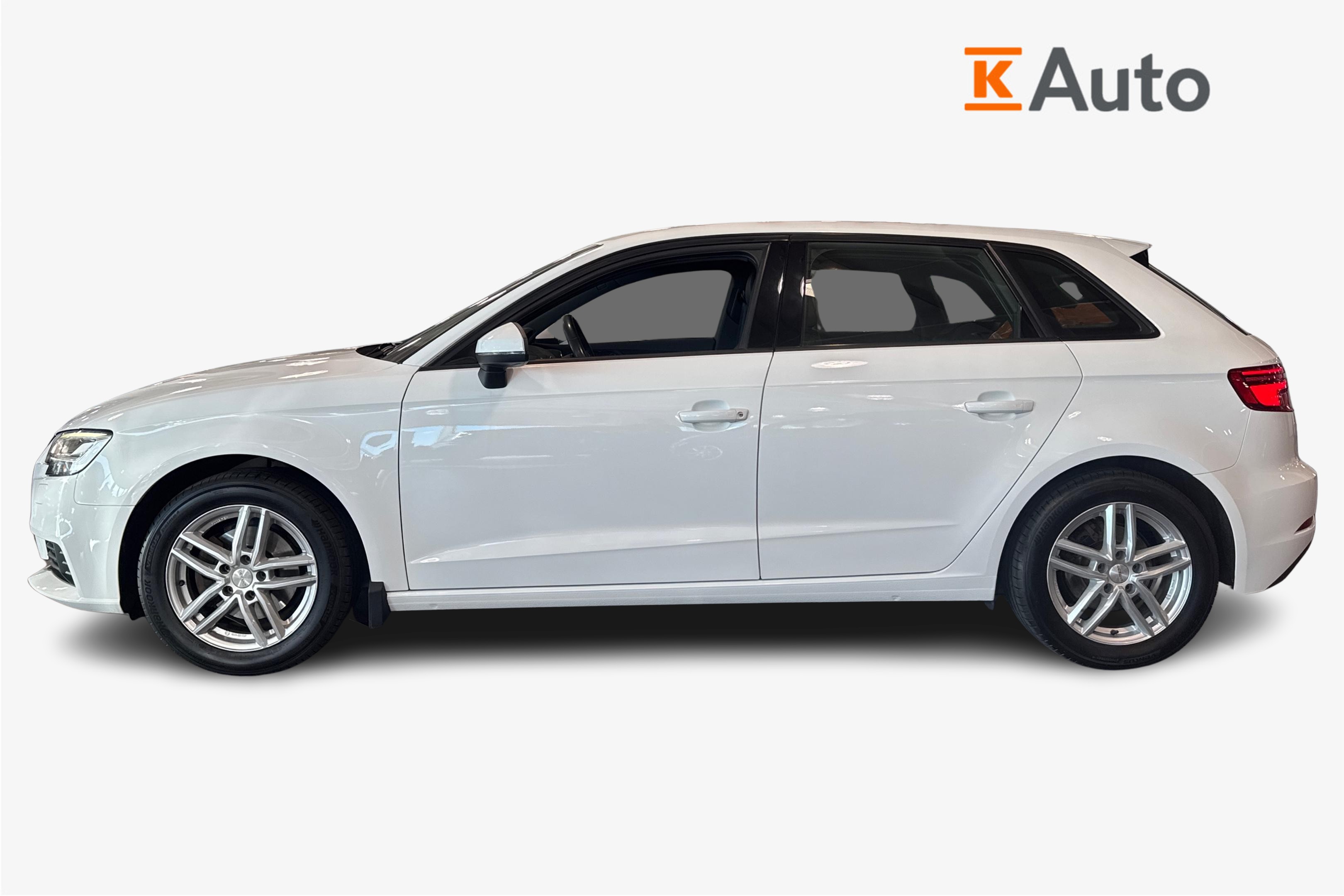 Audi A3 2019, kuva 5/18