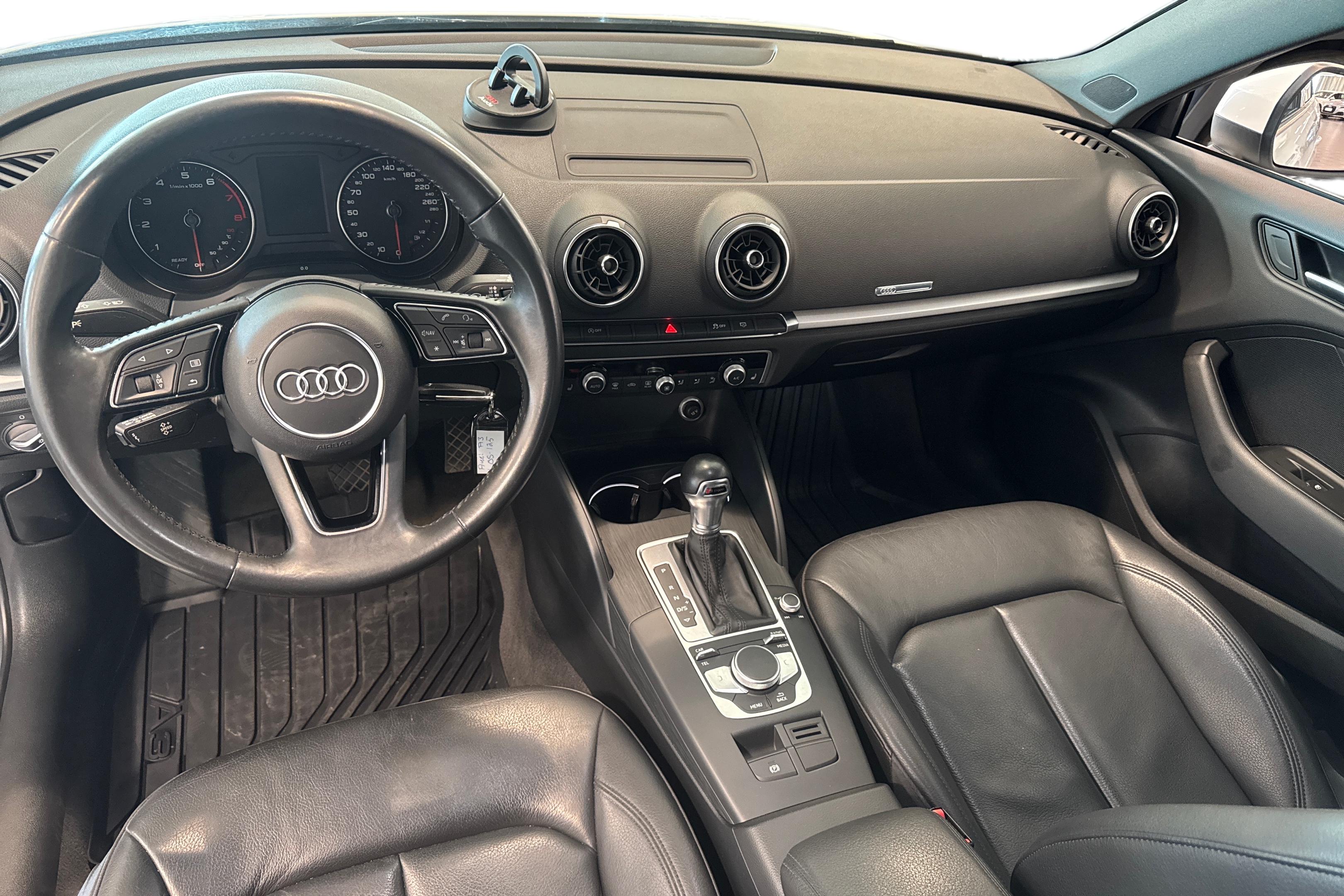 Audi A3 2019, kuva 7/18