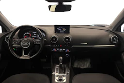 harmaa Audi A3 2019 kuva 7.