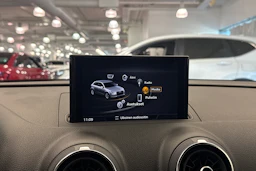 harmaa Audi A3 2019 kuva 19.