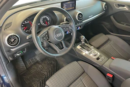 Harmaa Audi A3 2019 kuva 6.