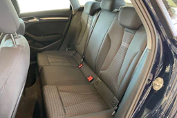 Harmaa Audi A3 2019 kuva 8.