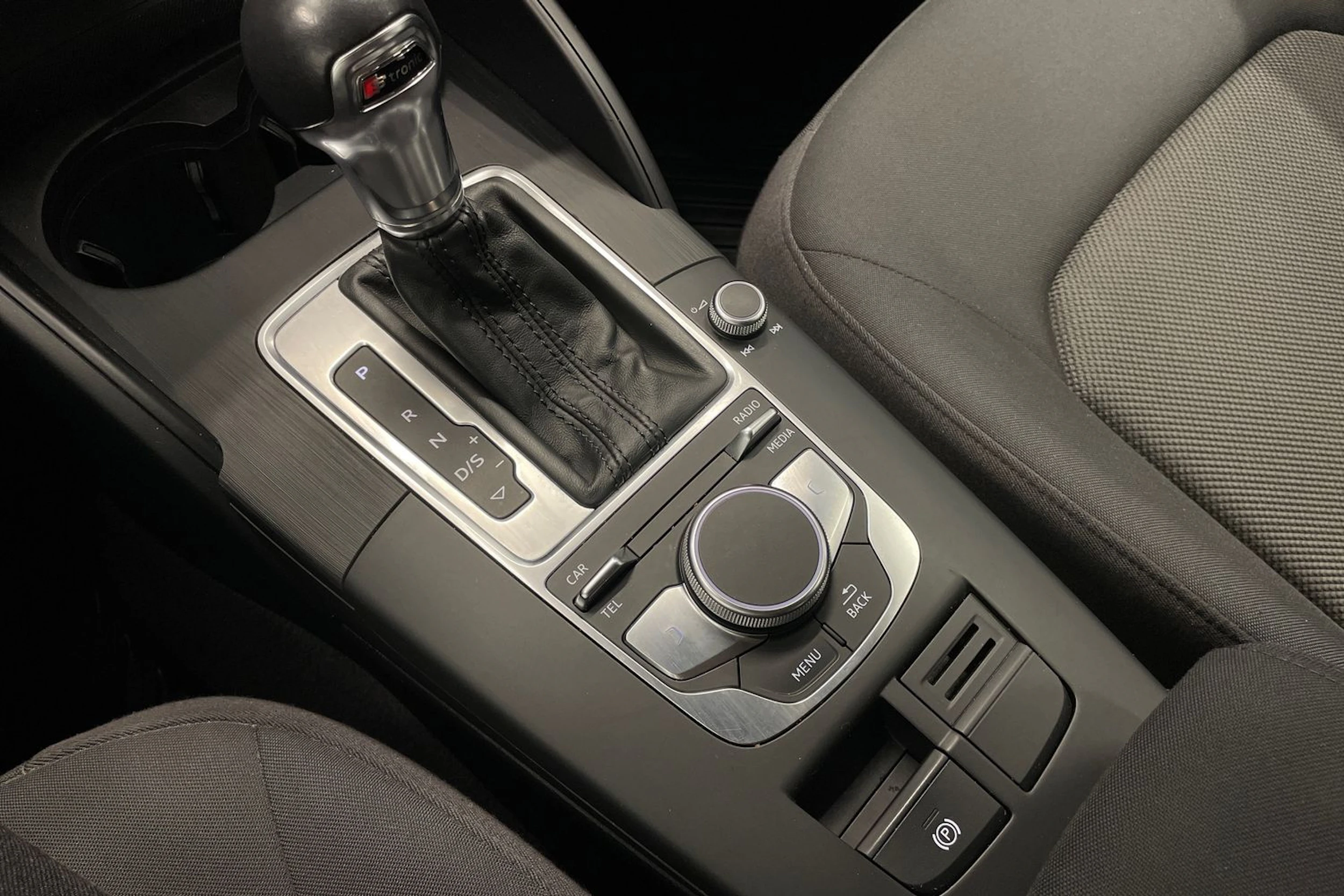 valkoinen Audi A3 2019 kuva 22.