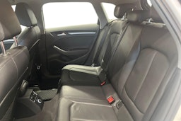 valkoinen Audi A3 2019 kuva 10.