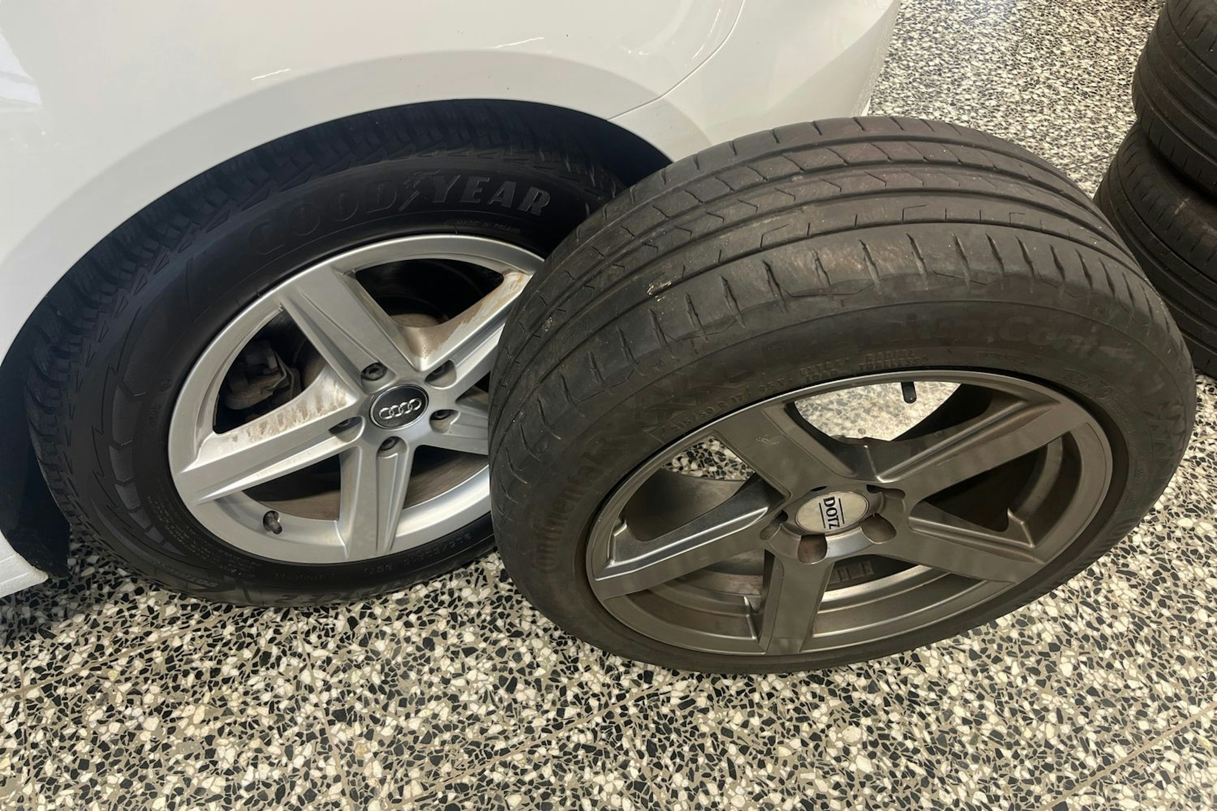 valkoinen Audi A3 2019 kuva 14.