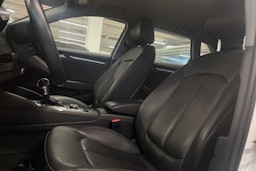 valkoinen Audi A3 2019 kuva 15.