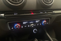 valkoinen Audi A3 2019 kuva 25.