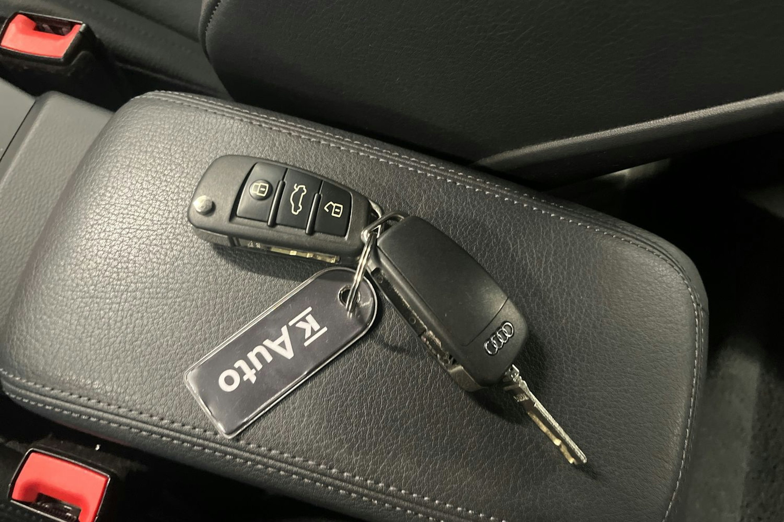 valkoinen Audi A3 2019 kuva 27.