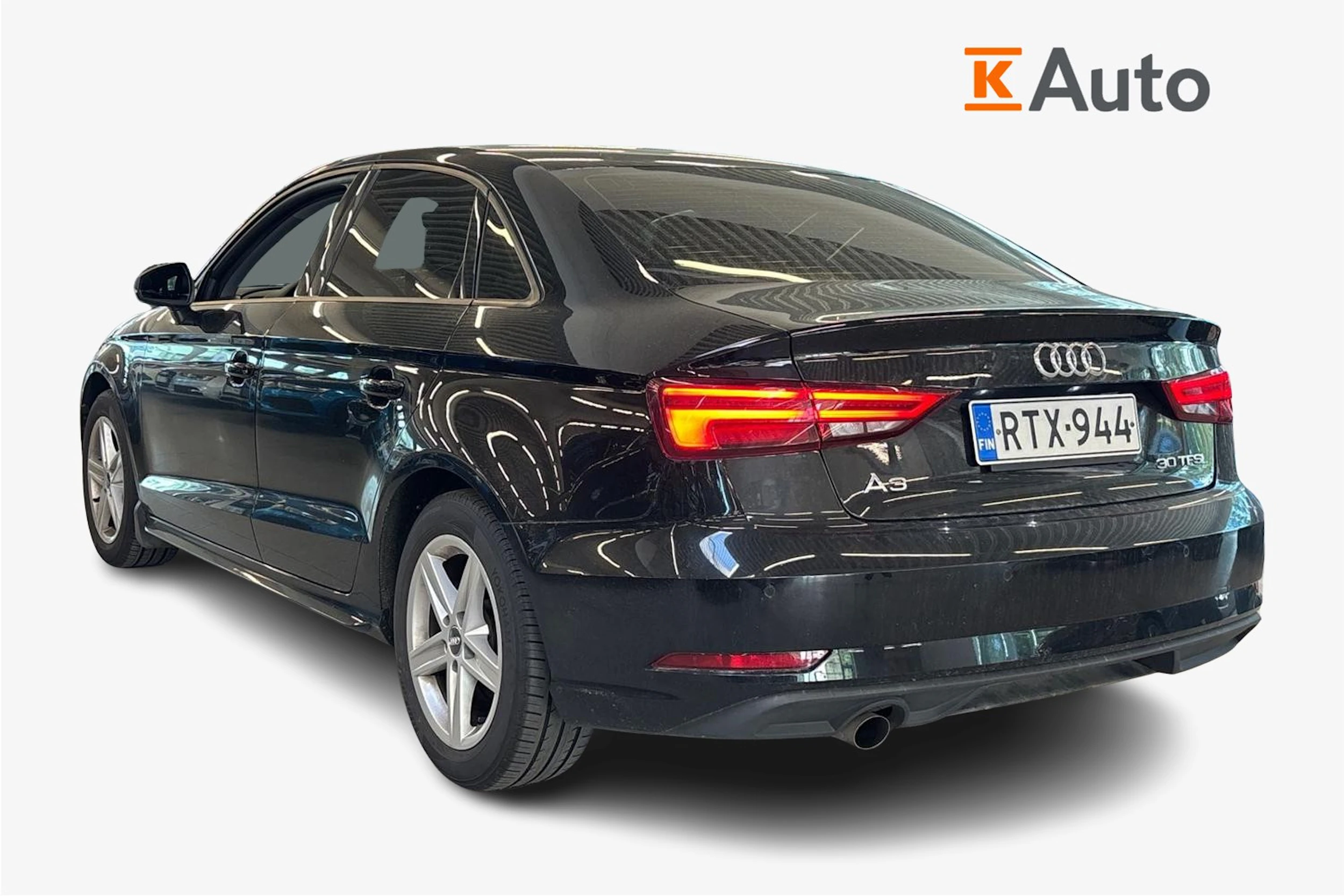 Musta Audi A3 2019 kuva 2.