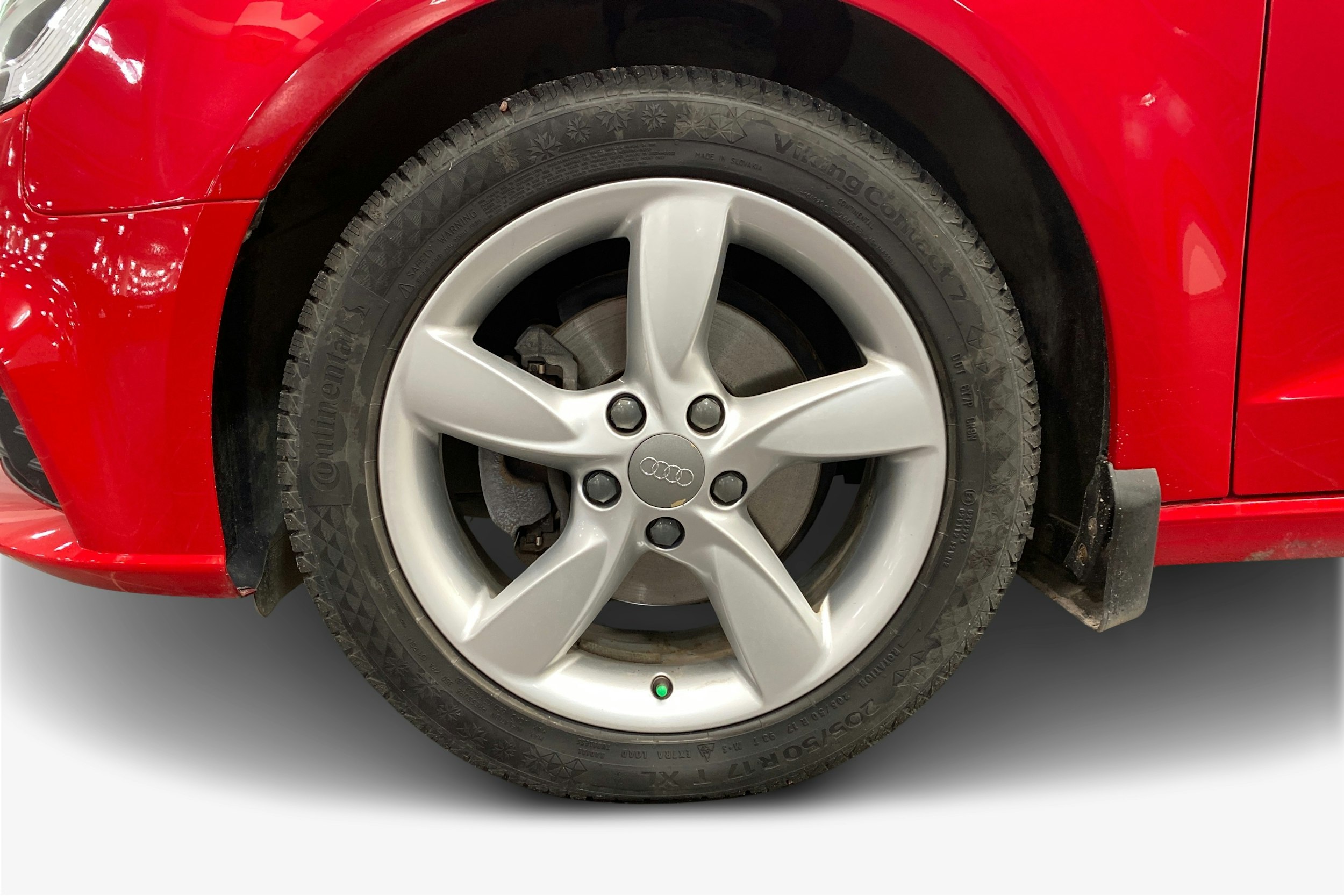 punainen Audi A3 2019 kuva 11.