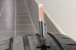 punainen Audi A3 2019 kuva 22.