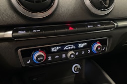 harmaa Audi A3 2020 kuva 20.