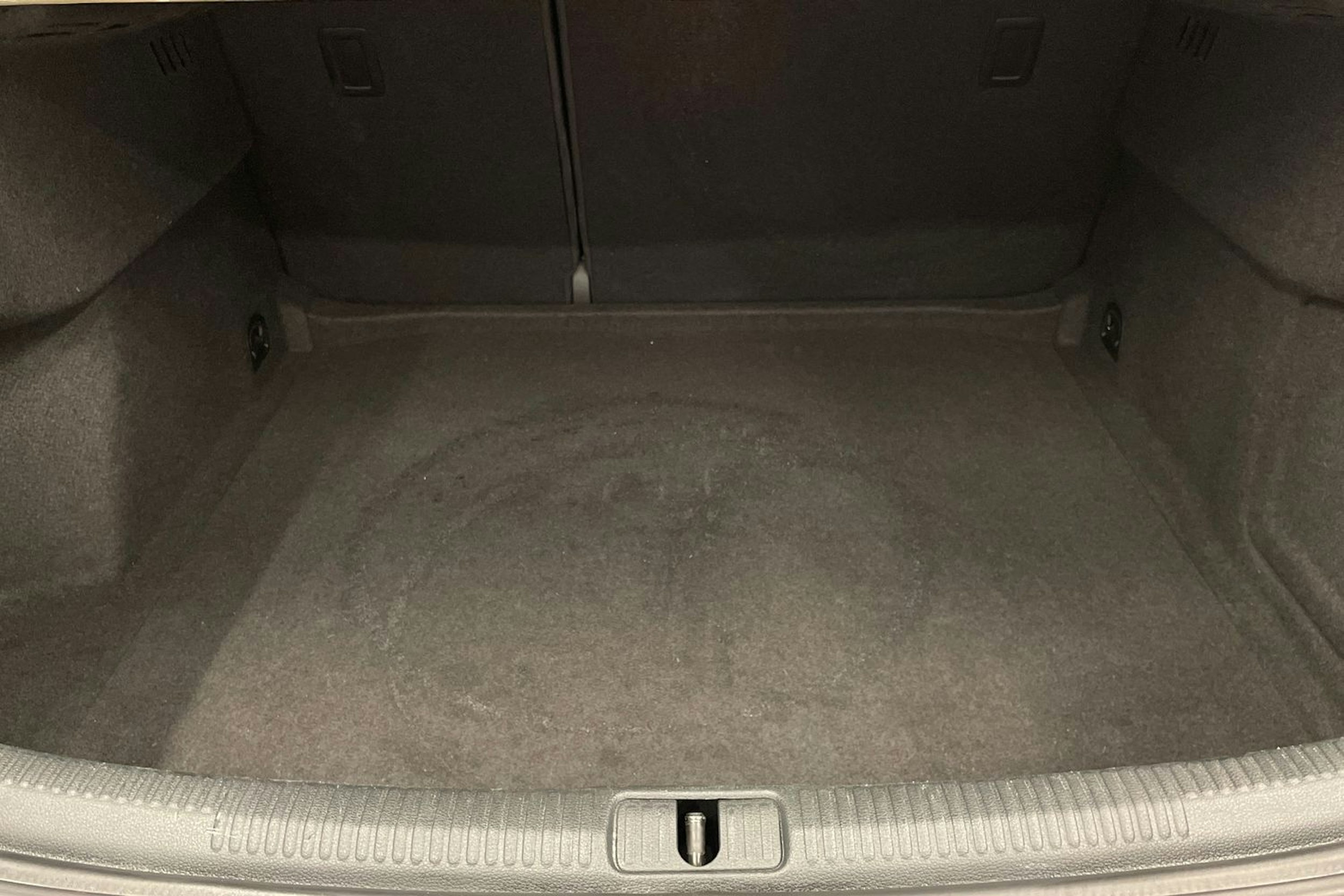 harmaa Audi A3 2020 kuva 23.