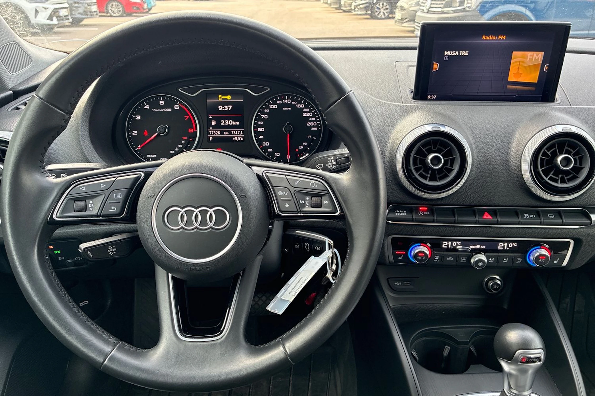 valkoinen Audi A3 2020 kuva 4.