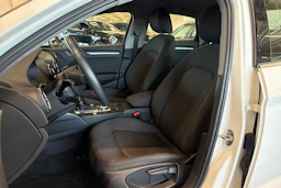 valkoinen Audi A3 2020 kuva 23.