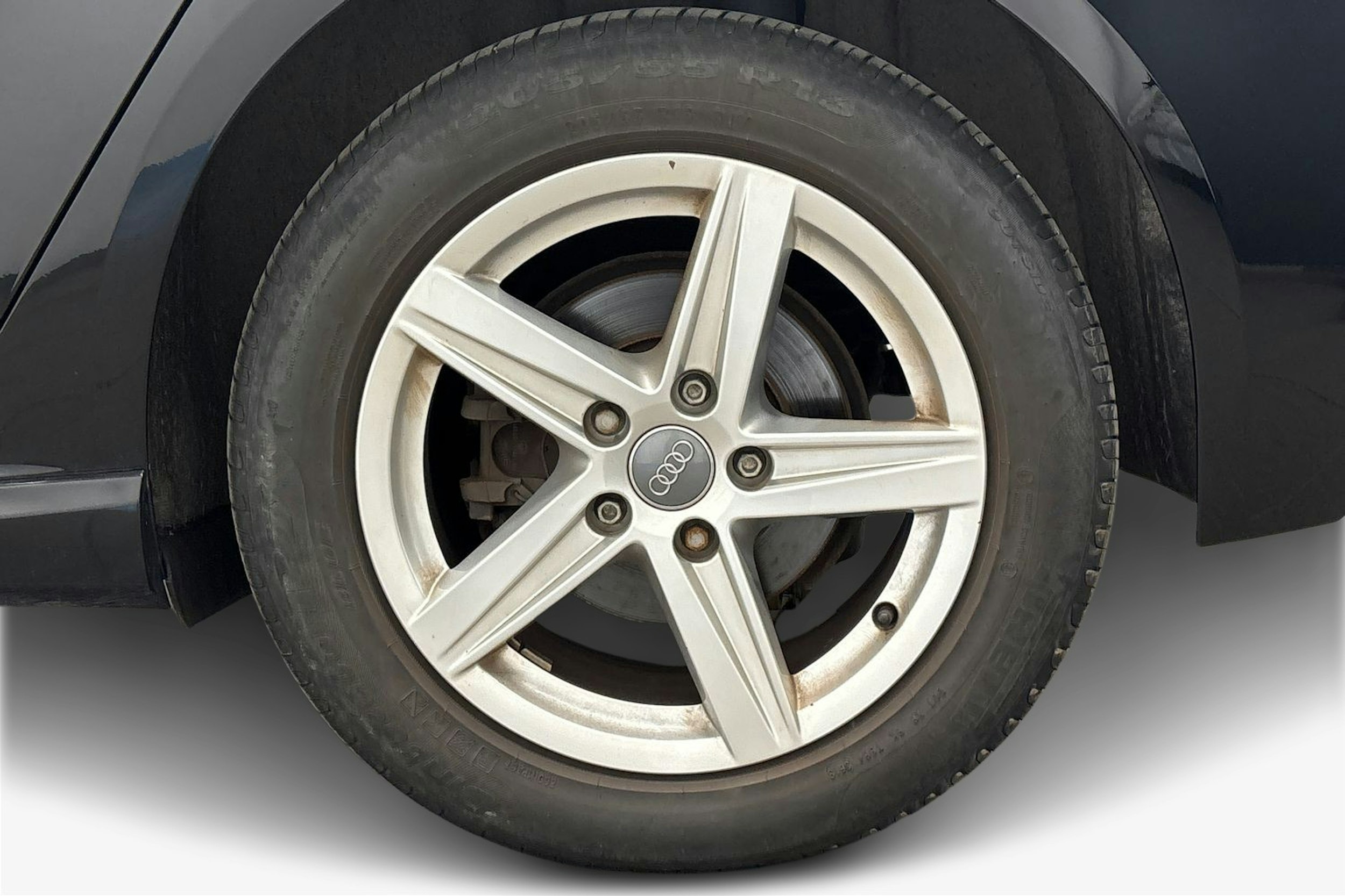 Musta Audi A3 2020 kuva 11.
