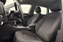 Musta Audi A3 2020 kuva 14.