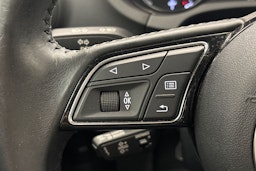 Musta Audi A3 2020 kuva 16.