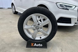 valkoinen Audi A3 2020 kuva 22.