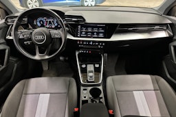 keltainen Audi A3 2021 kuva 7.