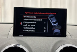 punainen Audi A3 2020 kuva 26.