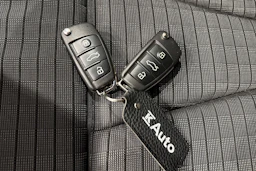 punainen Audi A3 2020 kuva 28.