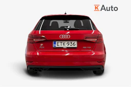 punainen Audi A3 2020 kuva 3.