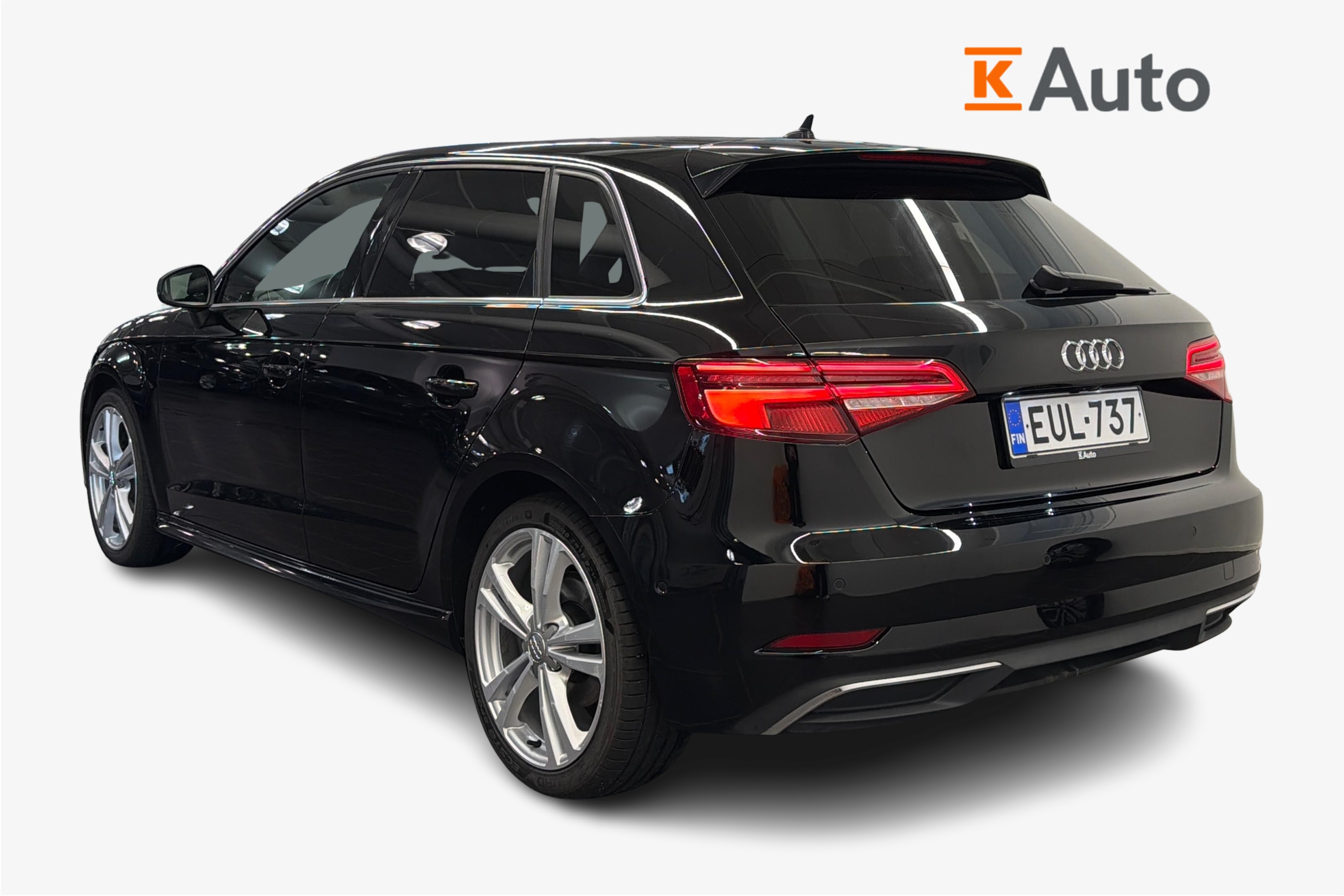 Audi A3 2020, kuva 2/3