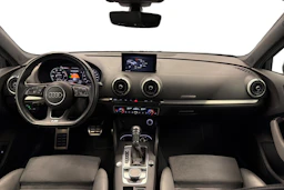 Musta Audi A3 2020 kuva 7.