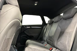 Musta Audi A3 2020 kuva 8.
