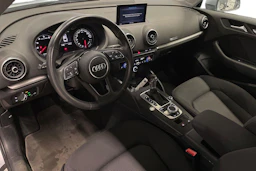 hopea Audi A3 2020 kuva 8.