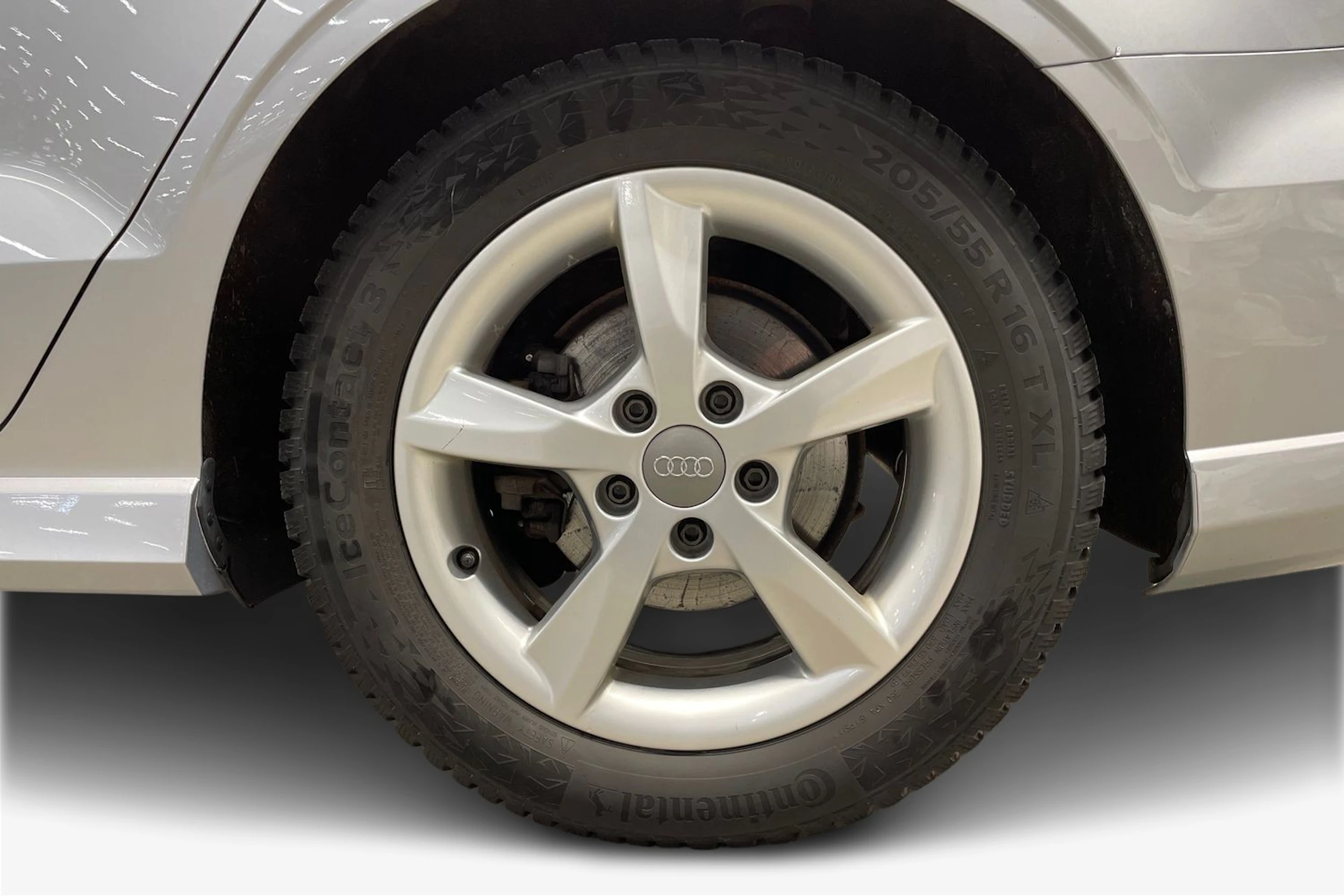 hopea Audi A3 2020 kuva 12.