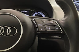 hopea Audi A3 2020 kuva 24.