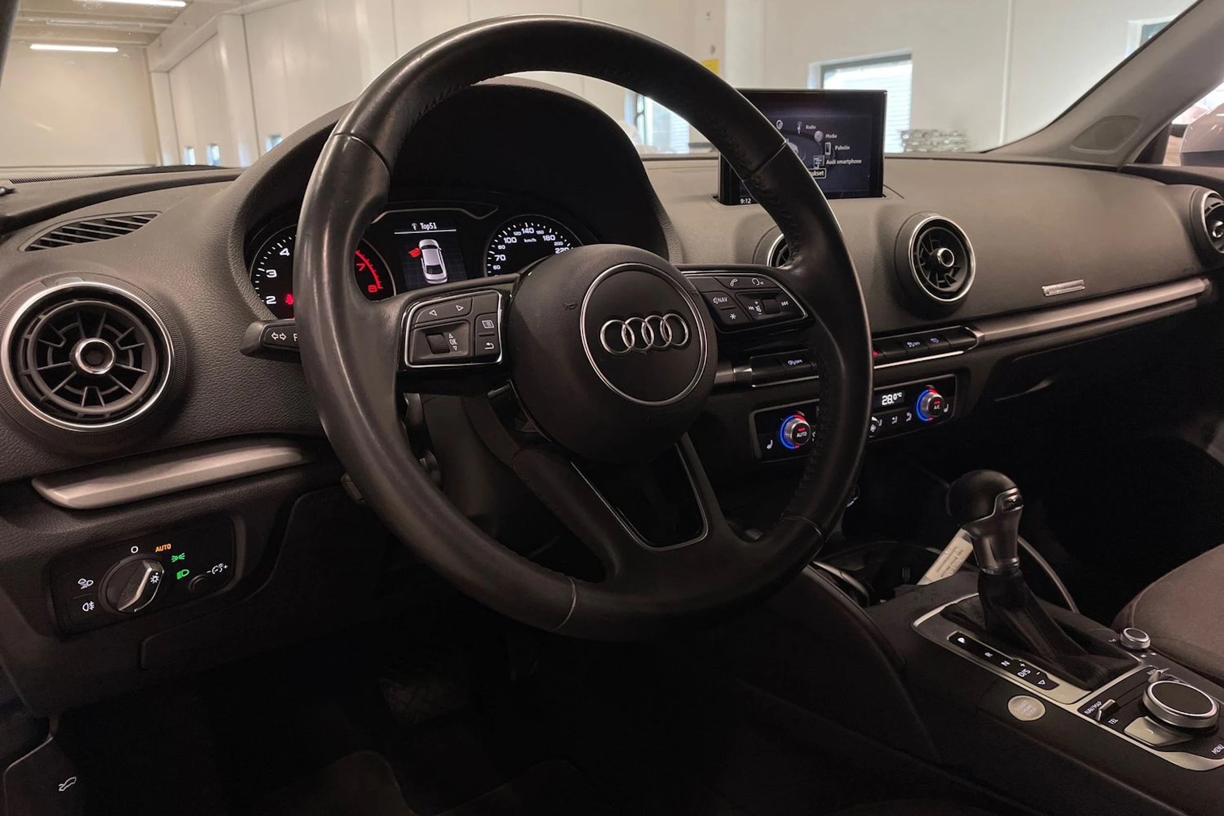 hopea Audi A3 2020 kuva 25.