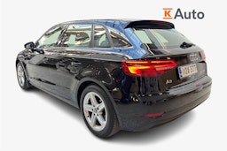 musta Audi A3 2020 kuva 2.