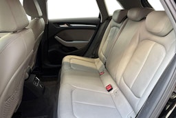 musta Audi A3 2020 kuva 10.