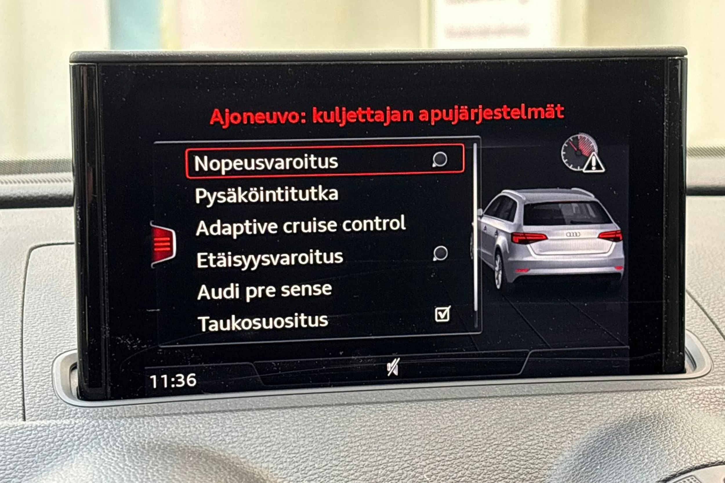musta Audi A3 2020 kuva 23.