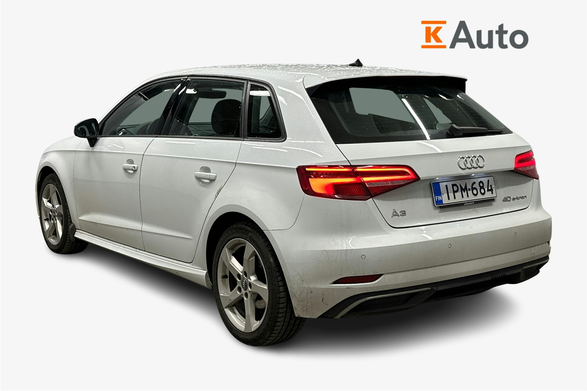 valkoinen Audi A3 2020 kuva 2.