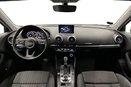 valkoinen Audi A3 2020 kuva 9.