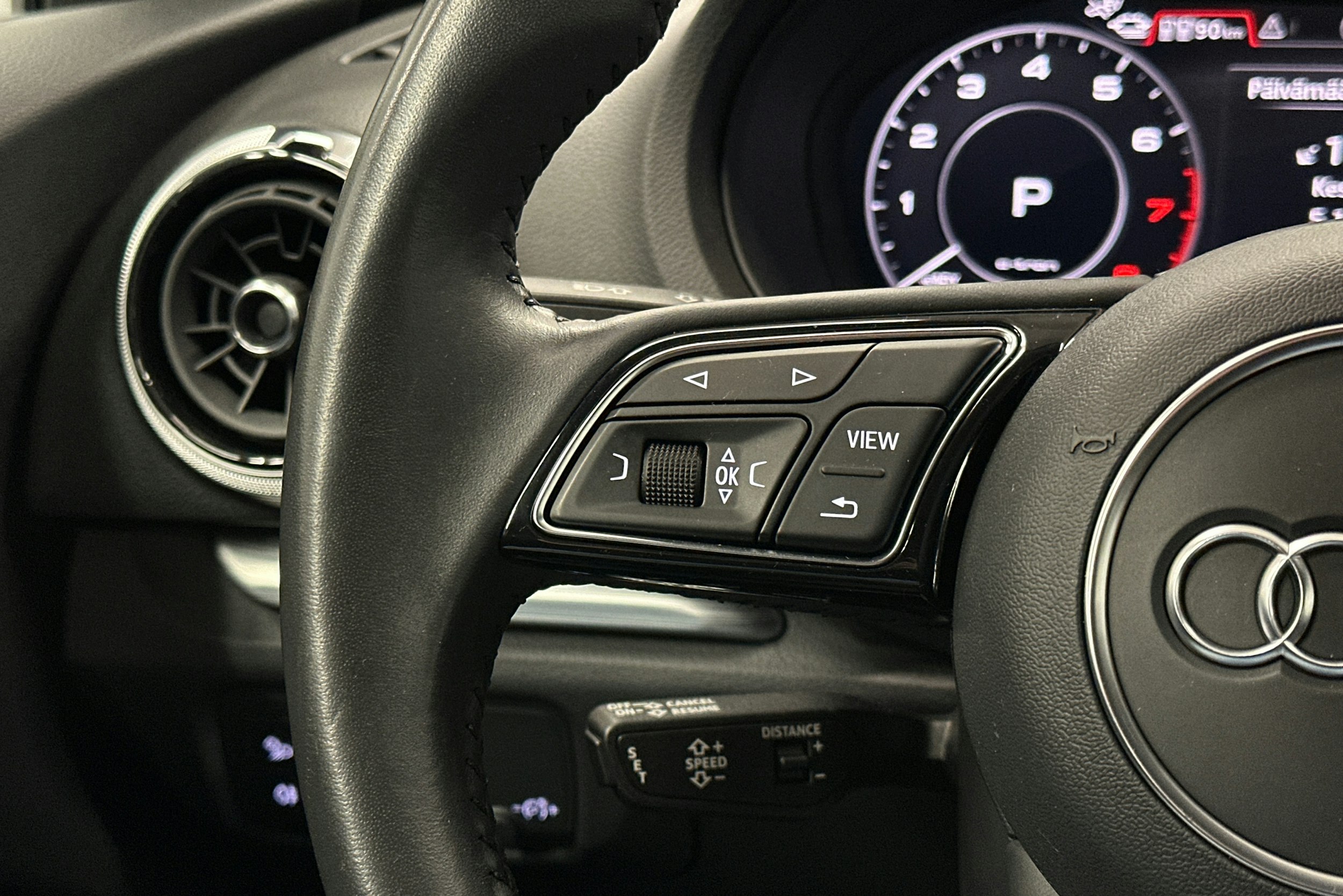 valkoinen Audi A3 2020 kuva 17.