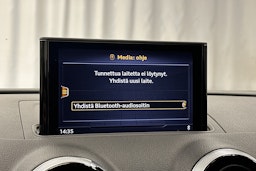 valkoinen Audi A3 2020 kuva 21.