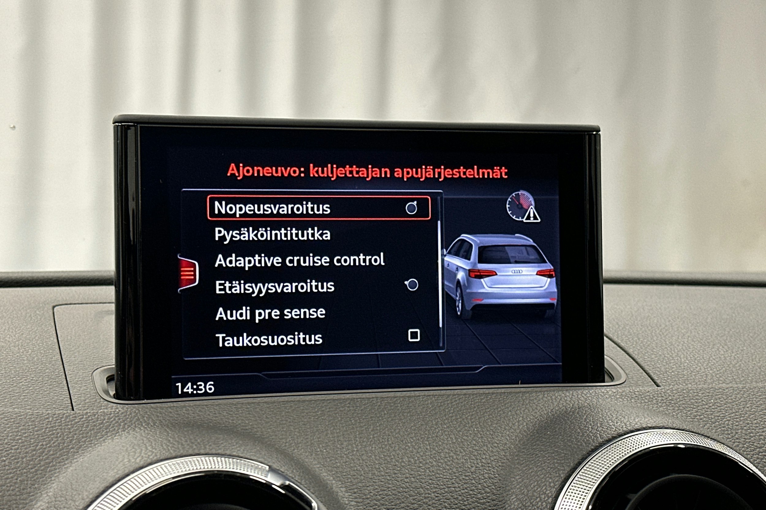 valkoinen Audi A3 2020 kuva 22.