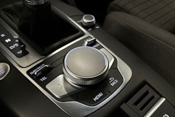 valkoinen Audi A3 2020 kuva 27.