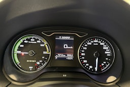 harmaa Audi A3 2020 kuva 18.