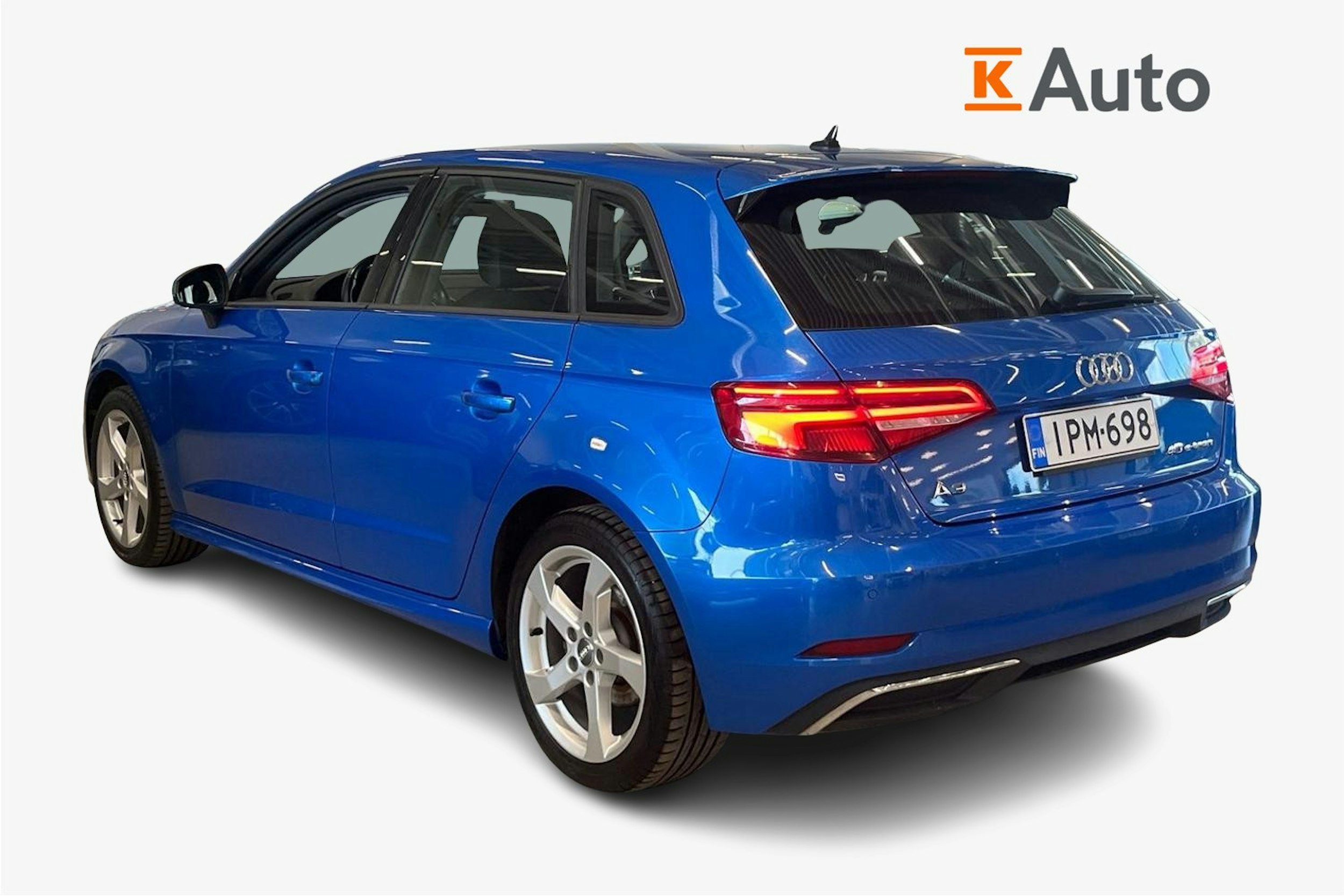 sininen Audi A3 2020 kuva 2.