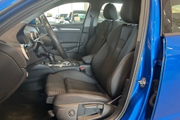 sininen Audi A3 2020 kuva 14.